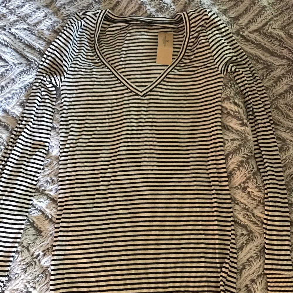 American Eagle long sleeve